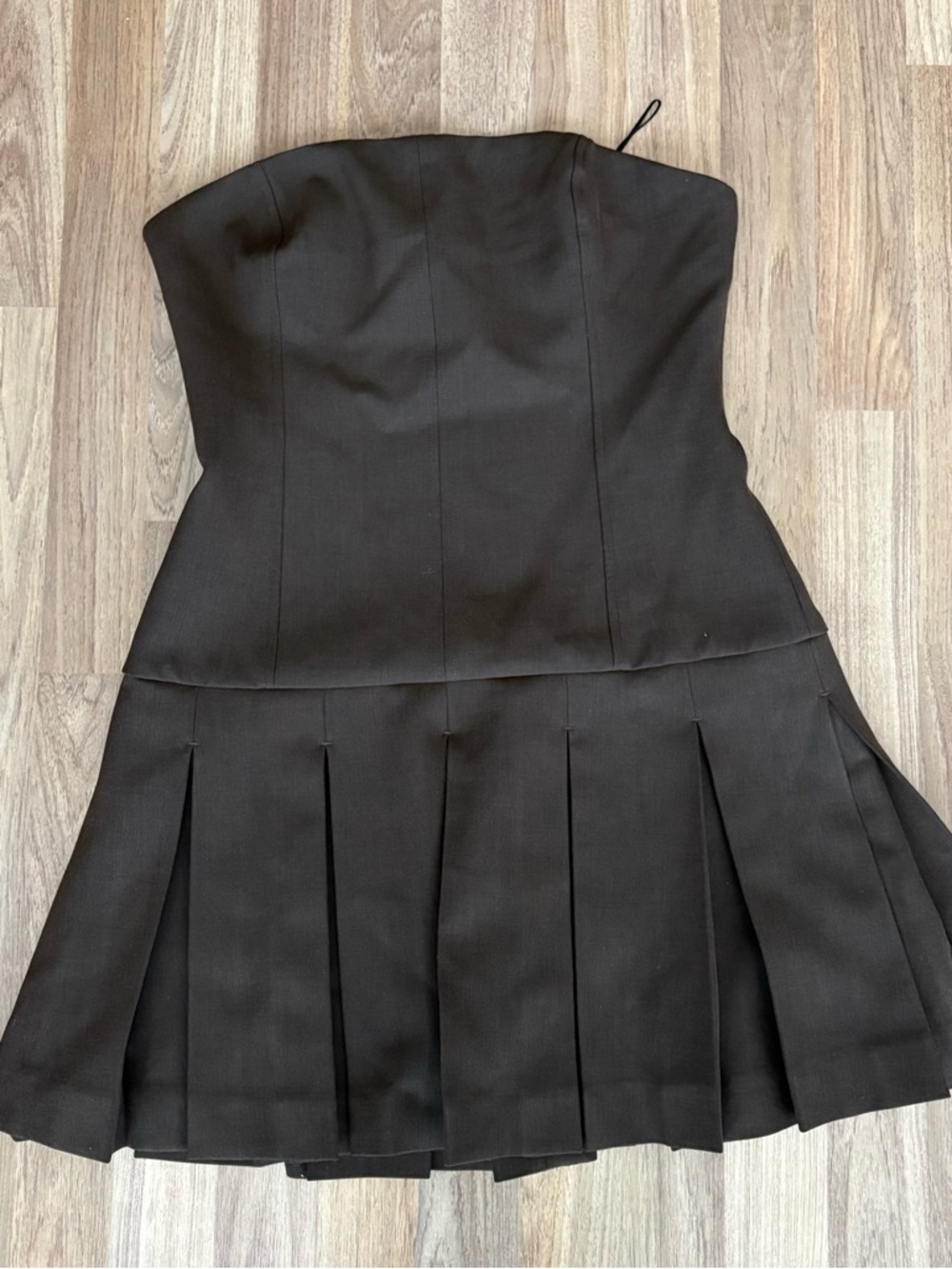 Wilfred Chocolate Brown Strapless Mini Dress with Pleated Skirt